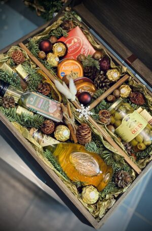 Weihnachtskiste mit Öl