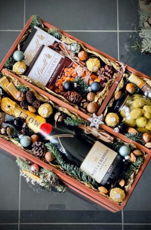 Weihnachtskiste mit Moet