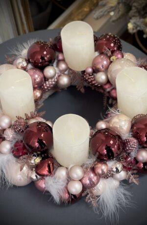 Adventkranz in alt rose