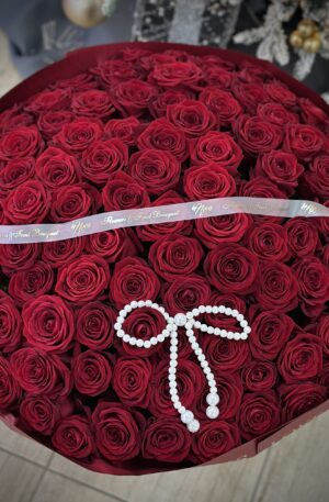 Rote Rosen in rot 101 St