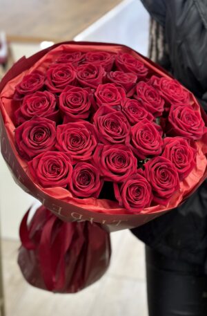 Rote Rosen in rot 25St